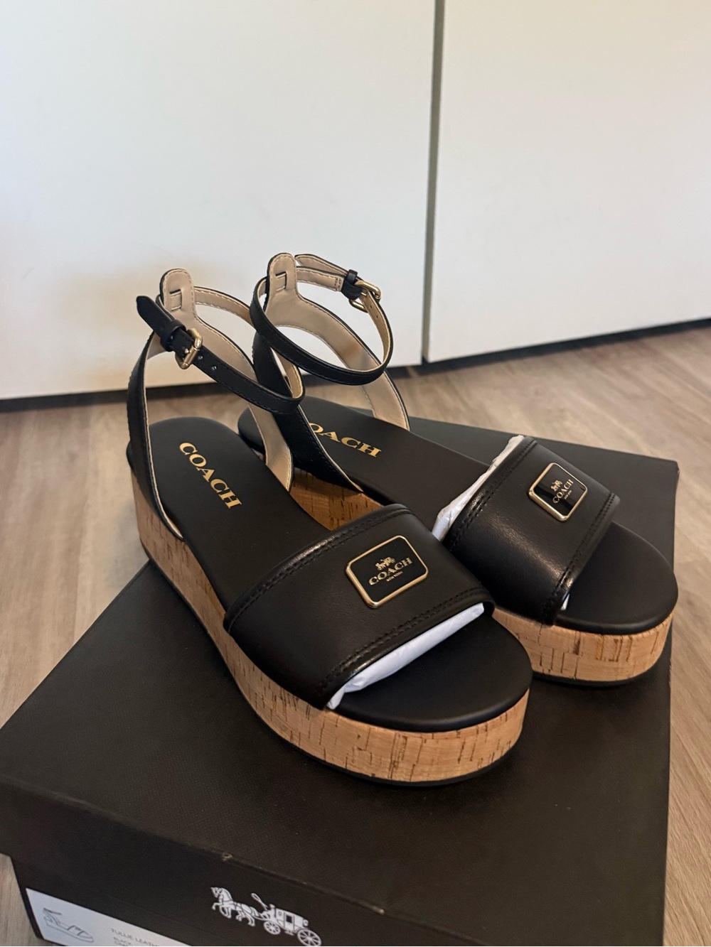 NWT Coach platform sandals women’s size 6